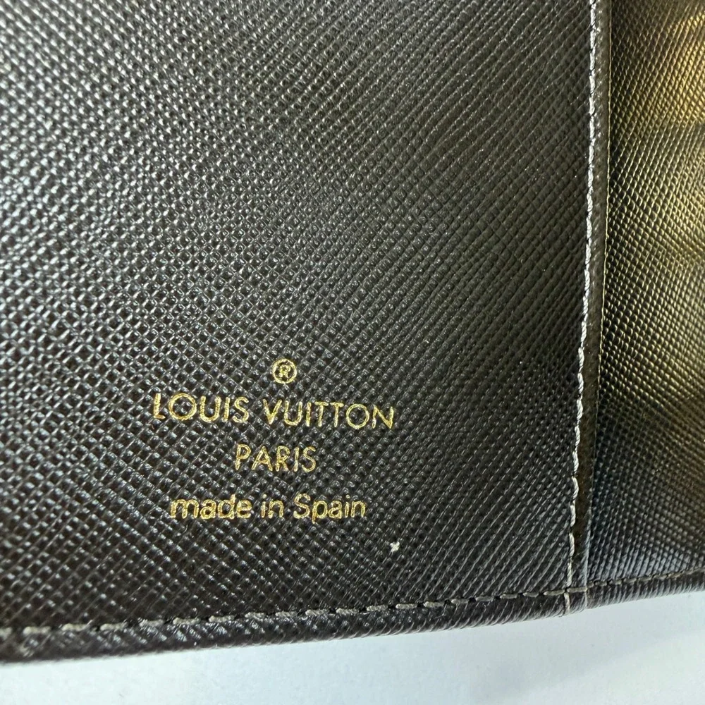 Louis Vuitton excellent pre
